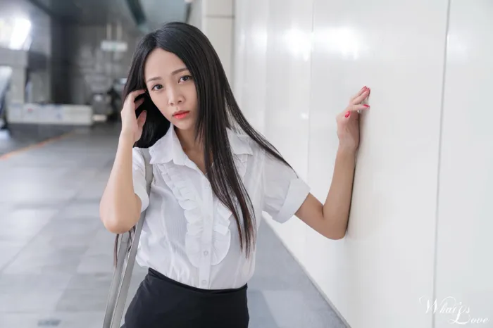 NO.218 施绍婷 OL 丝袜高跟美腿外拍
