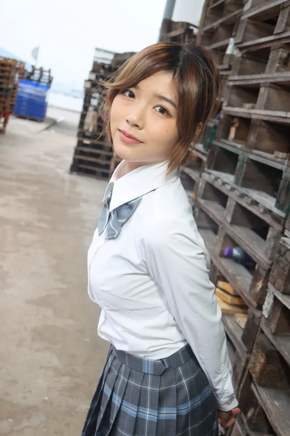 NO.144 Kandi 学生制服美腿 33