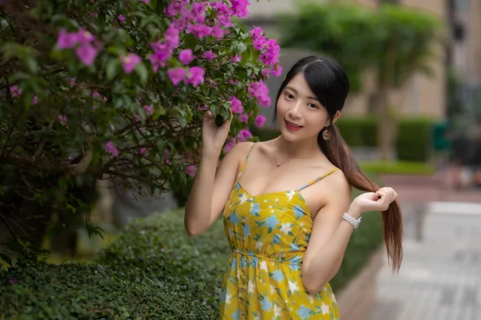 NO.090 湘芹 性感短裙 高跟美腿外拍 8