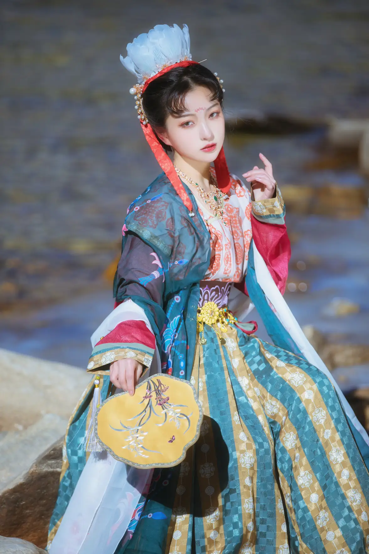 2022.01.15 Vol.658 – 神女 8