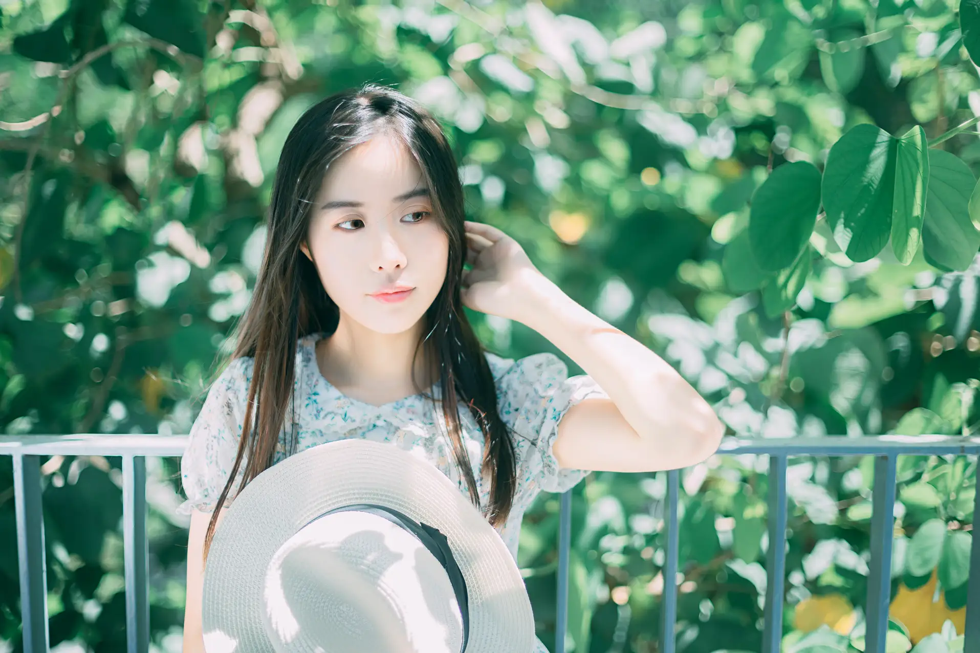 2021.08.27 Vol.184 – 夏の彼女 14