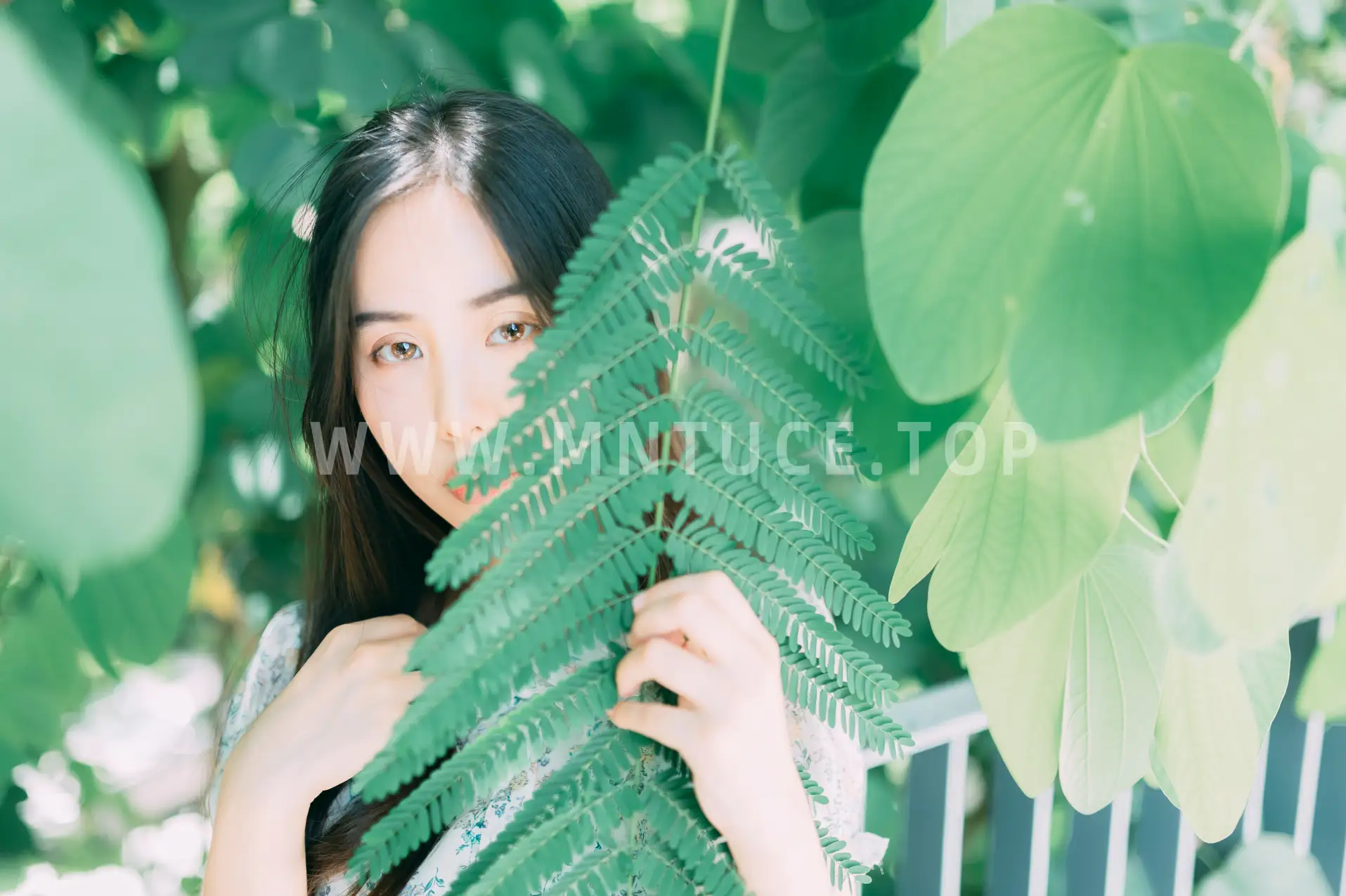 2021.08.27 Vol.184 – 夏の彼女 18