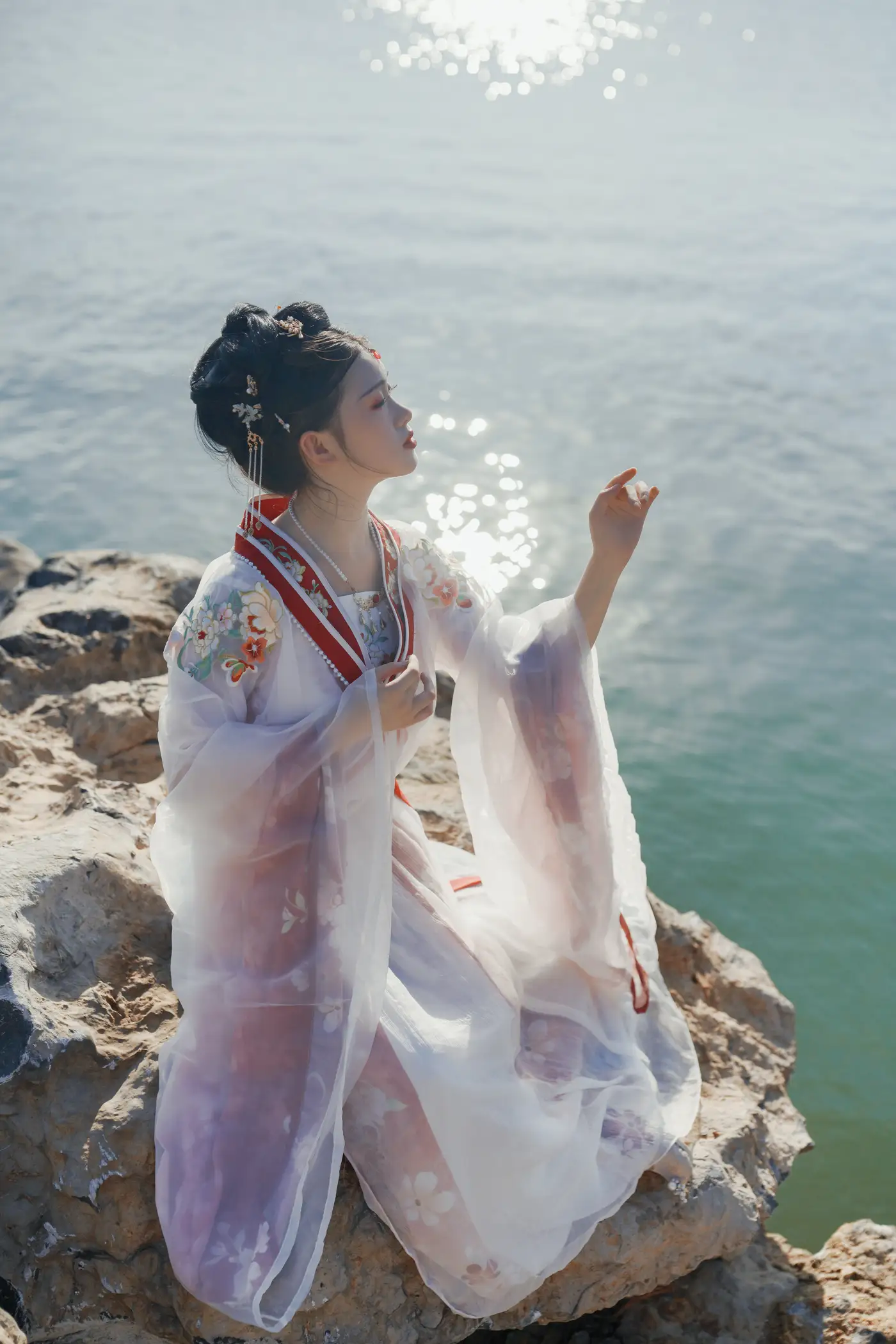 2022.08.14 Vol.1706 – 总有人间一两风 14
