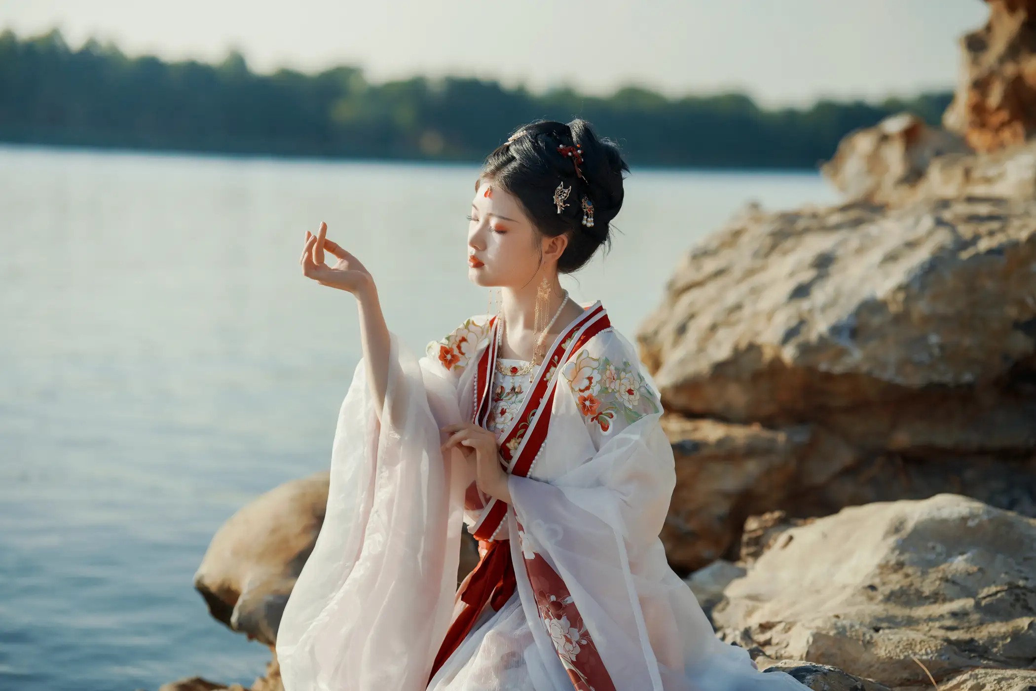 2022.08.14 Vol.1706 – 总有人间一两风 17