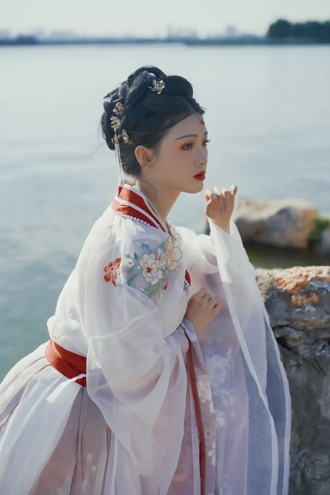 2022.08.14 Vol.1706 – 总有人间一两风 21
