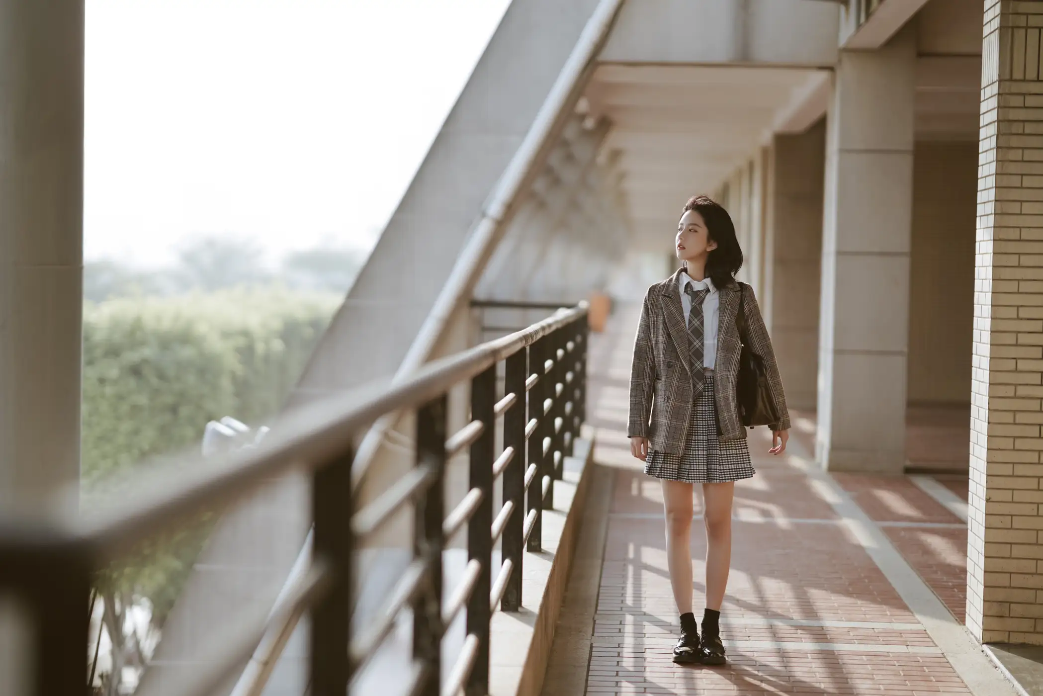 2022.05.22 Vol.0955 – 你的眼中明暗交杂一笑生花 18