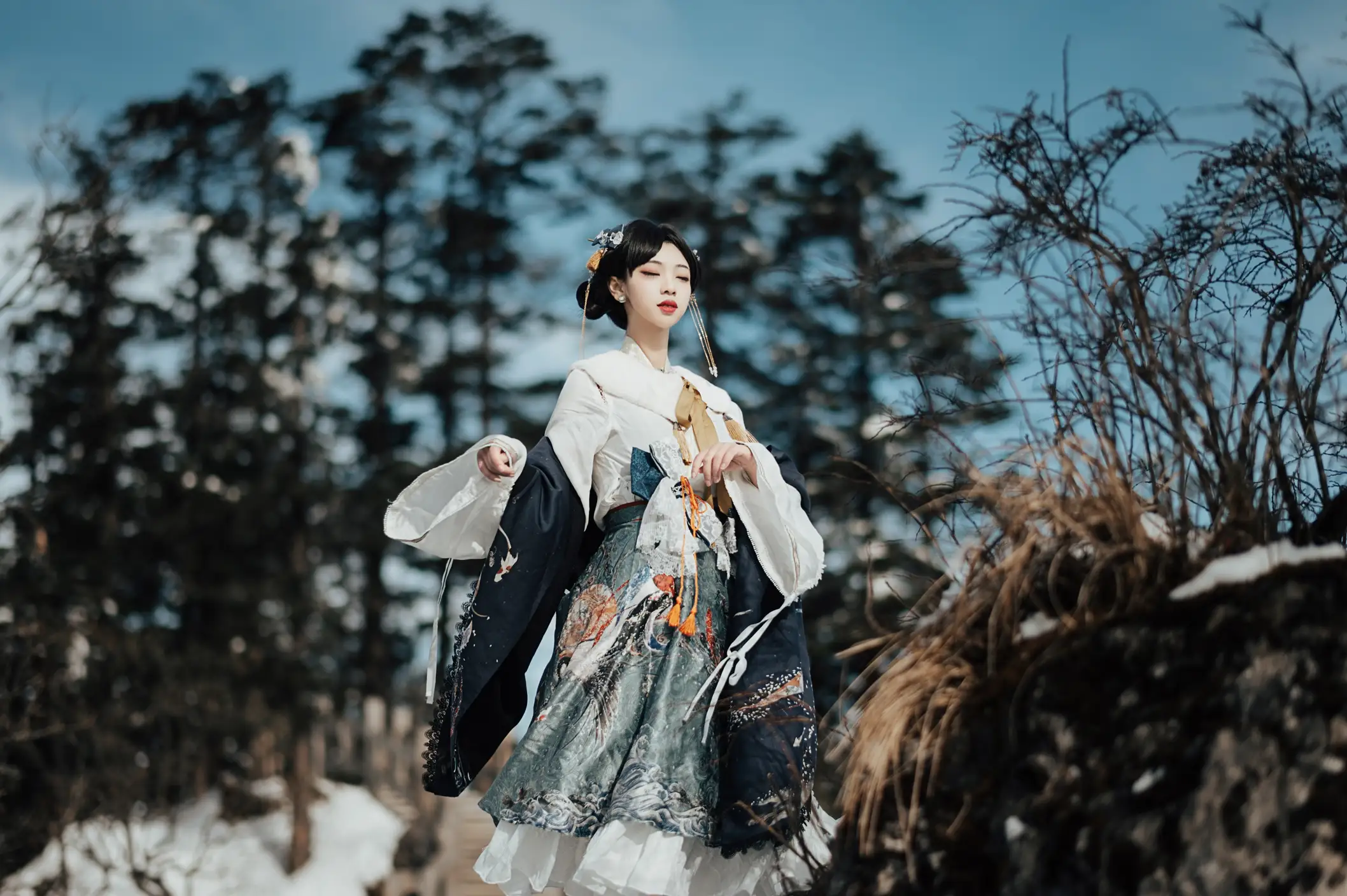 2022.05.18 Vol.0916 – 南山雪 8