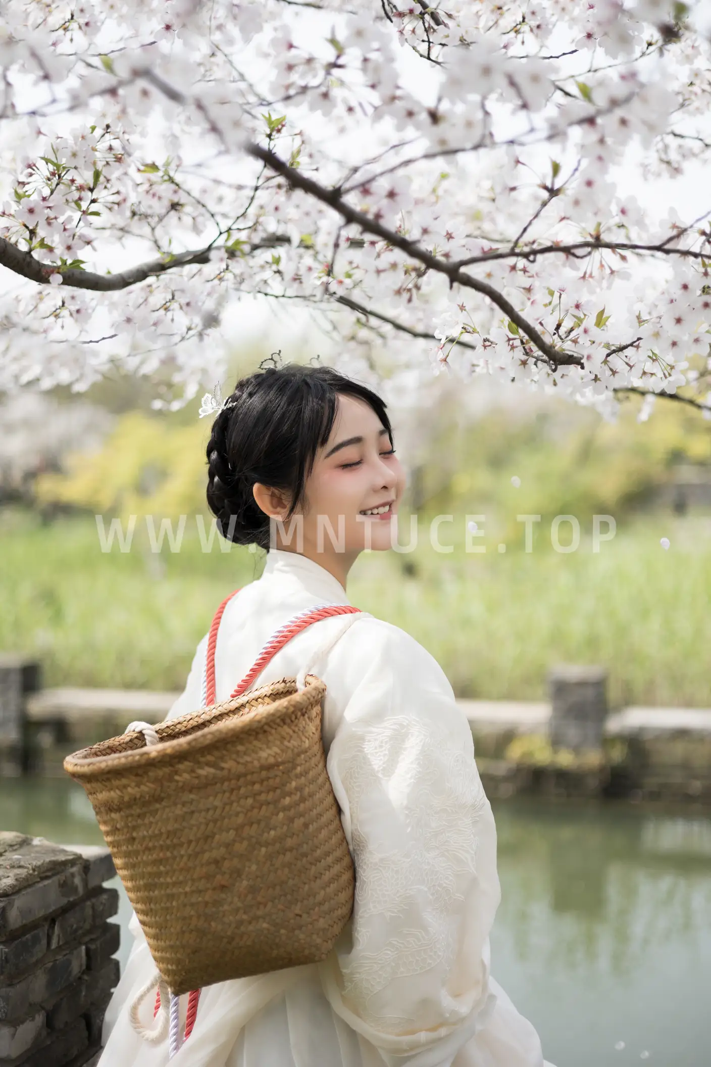 2022.06.11 Vol.1148 – 四月如你 14