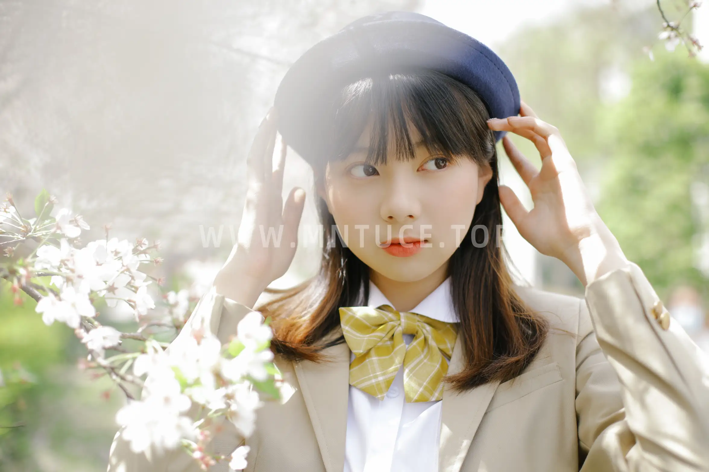 [艺图语] 2022.06.08 Vol.1122 – 樱花烂漫 谢乏乏#[39P]-14