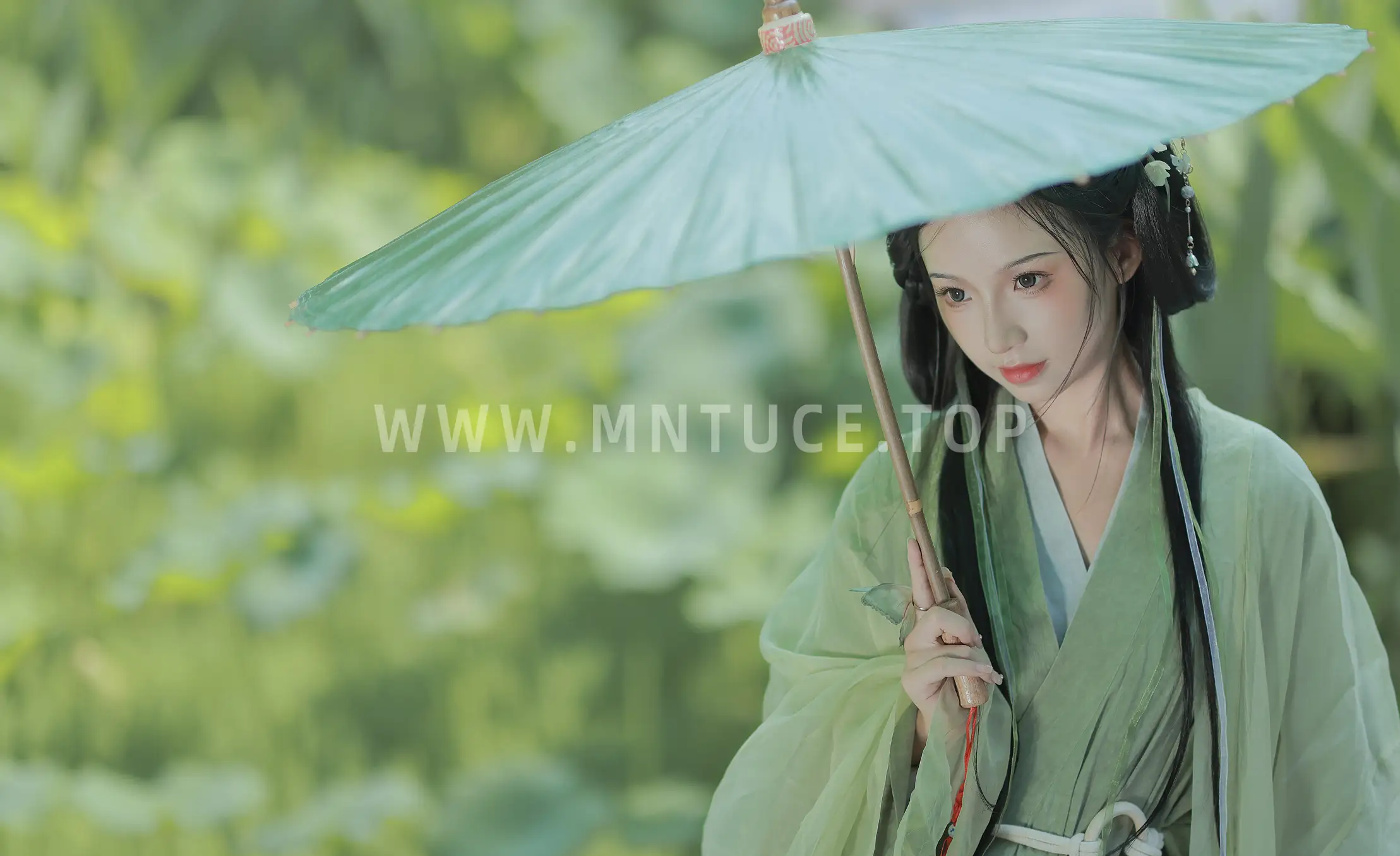 2022.09.09 Vol.1911 – 烟雨 18