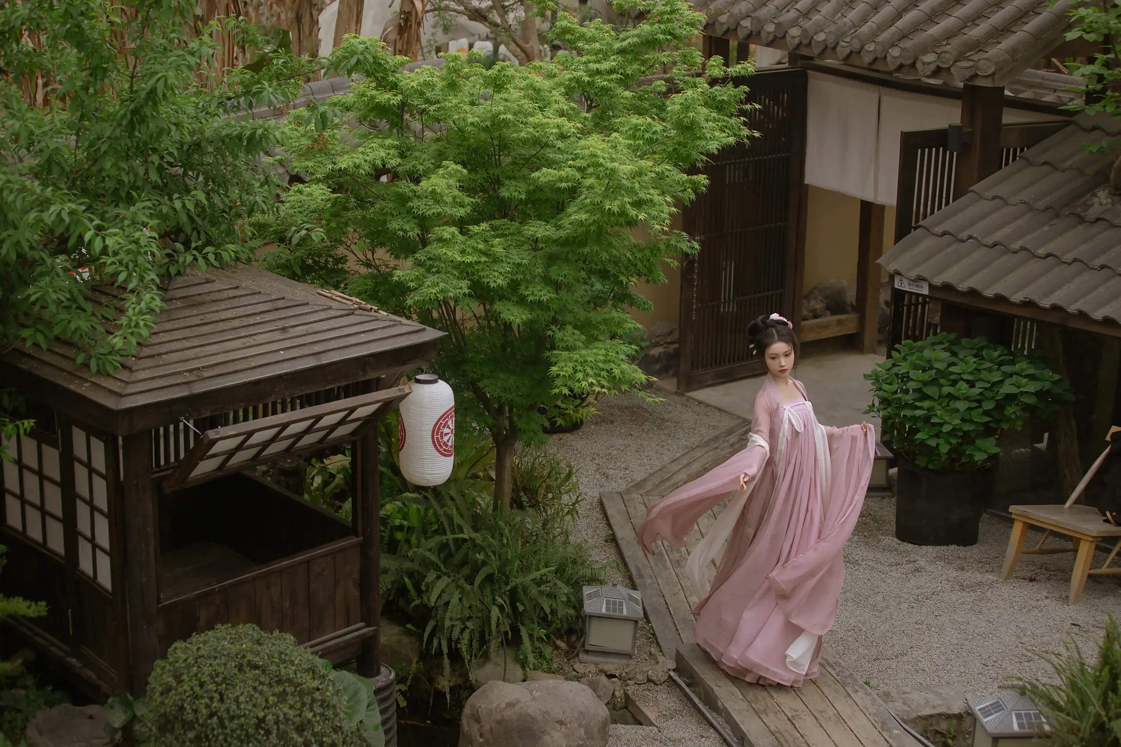 2022.08.15 Vol.1707 – 春日宴 11
