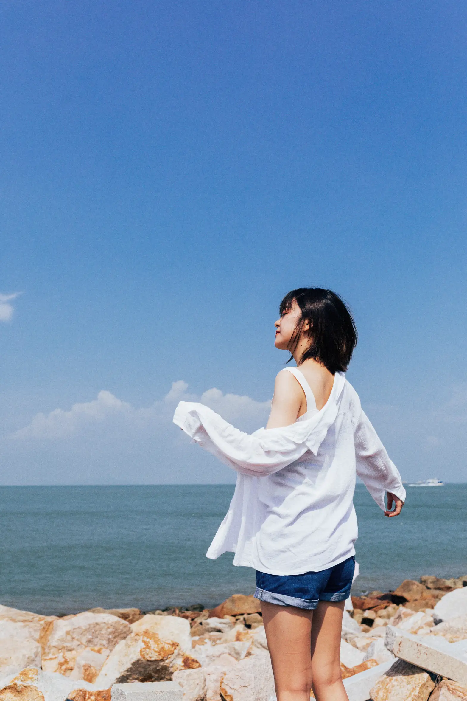 2020.12.01 Vol.004 – 和你的夏天 21