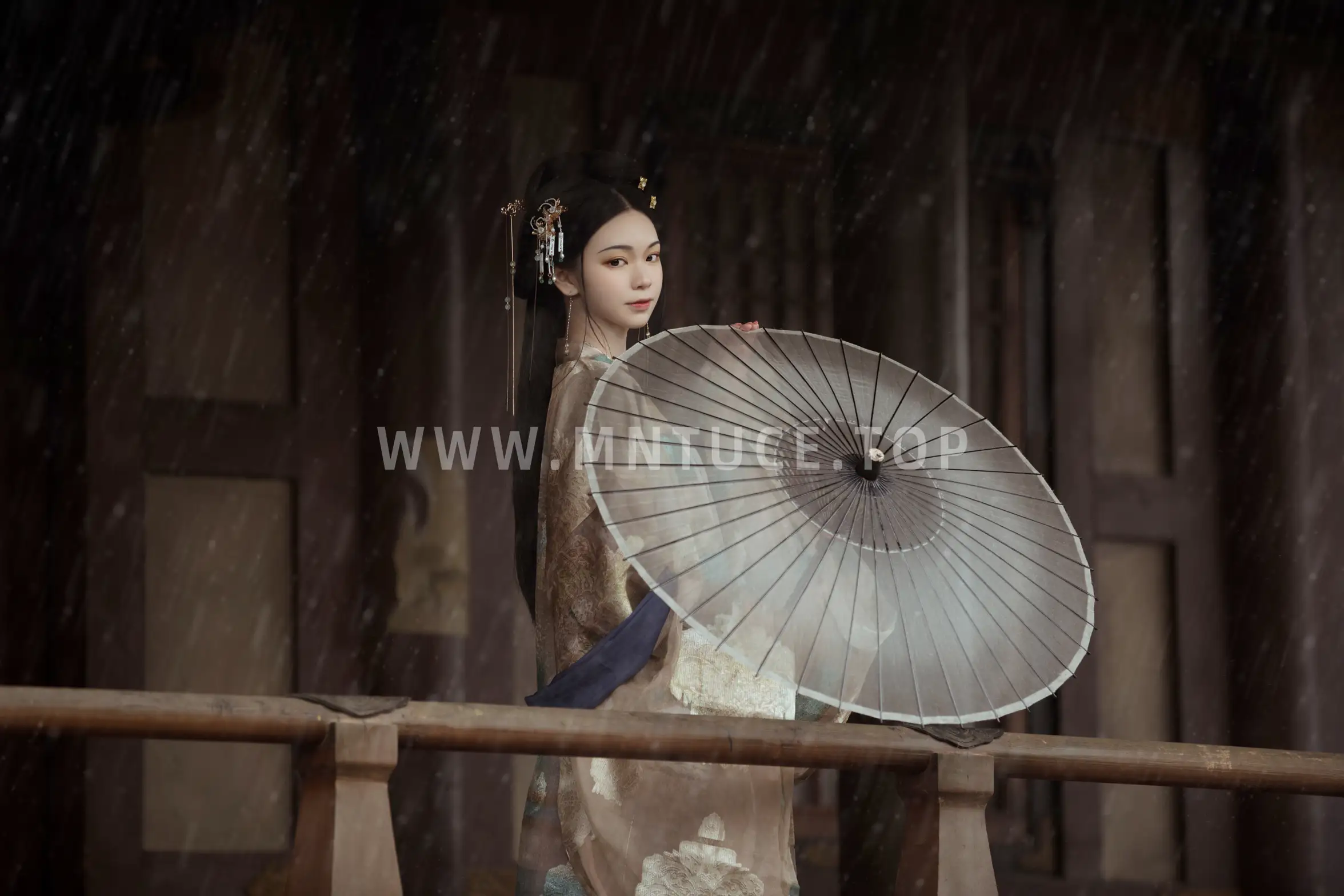 2021.08.13 Vol.127 – 长安初雪 18