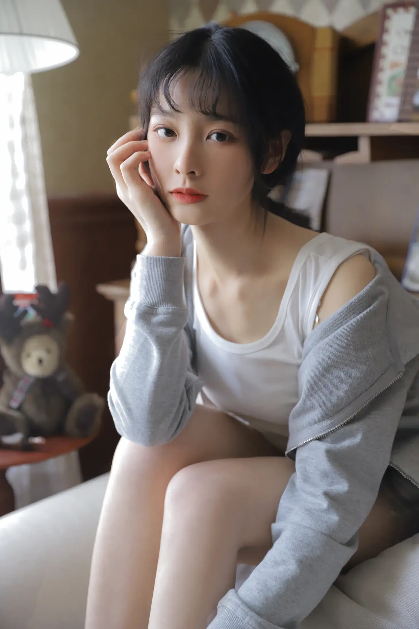 2022.08.01 Vol.1599 – 灰色轨迹 - 11
