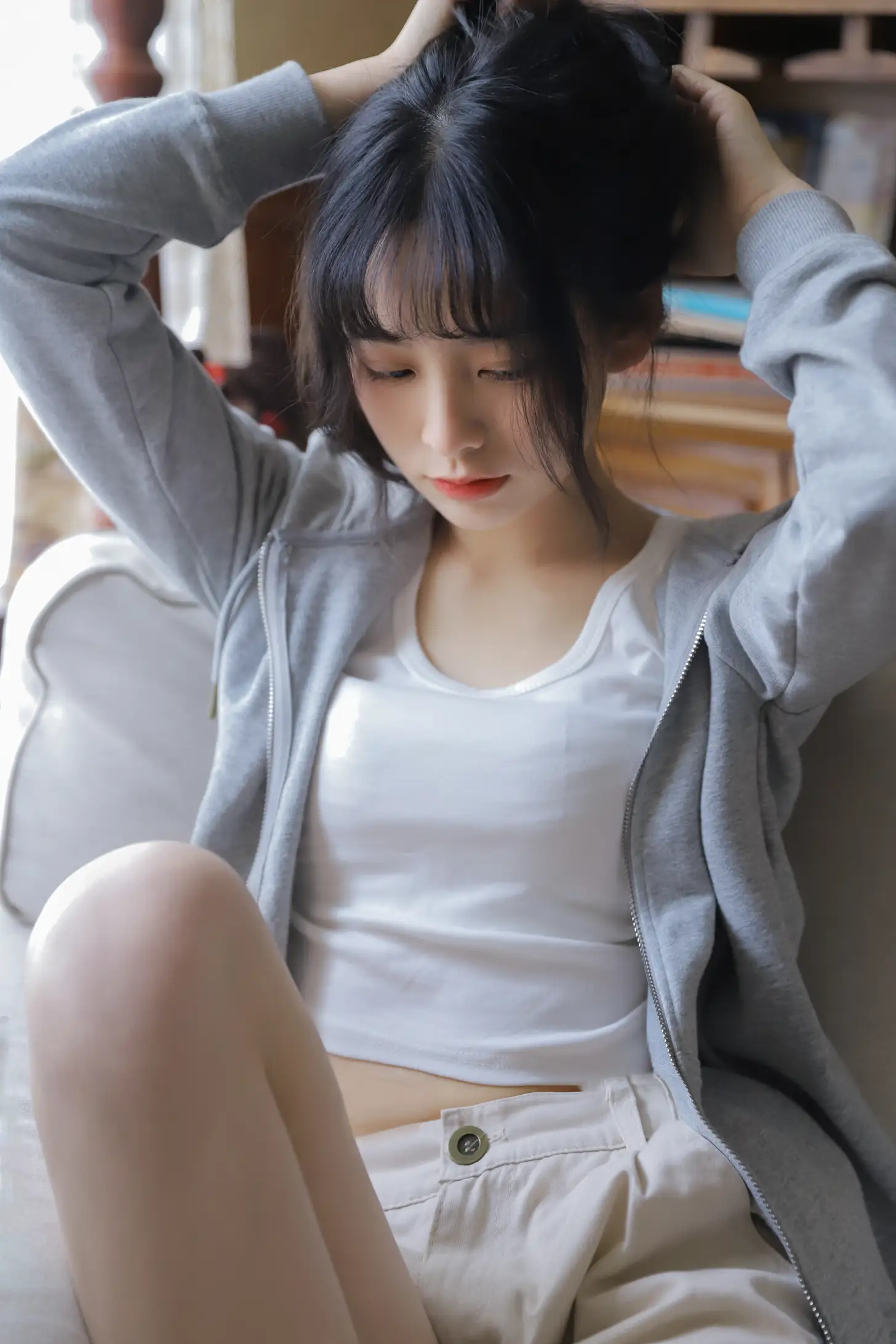 2022.08.01 Vol.1599 – 灰色轨迹 - 19
