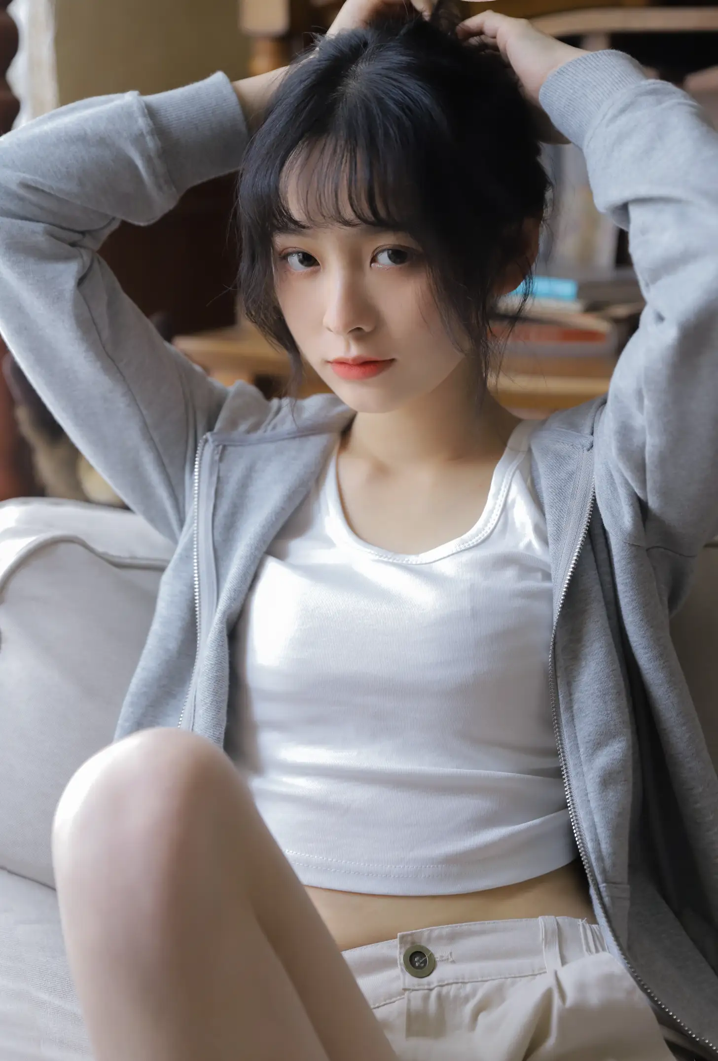 2022.08.01 Vol.1599 – 灰色轨迹 - 20