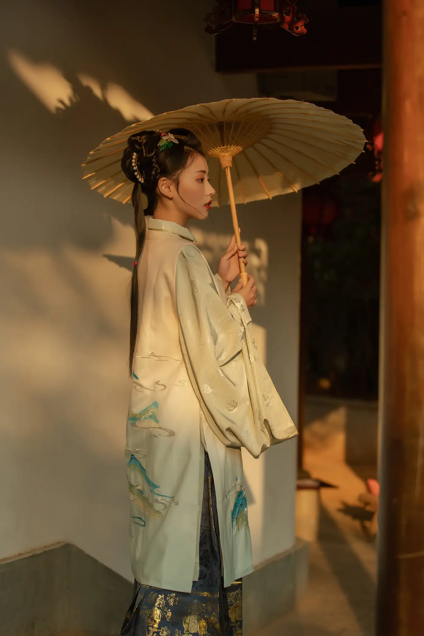 2022.08.28 Vol.1808 – 春雨杏花急急落 23