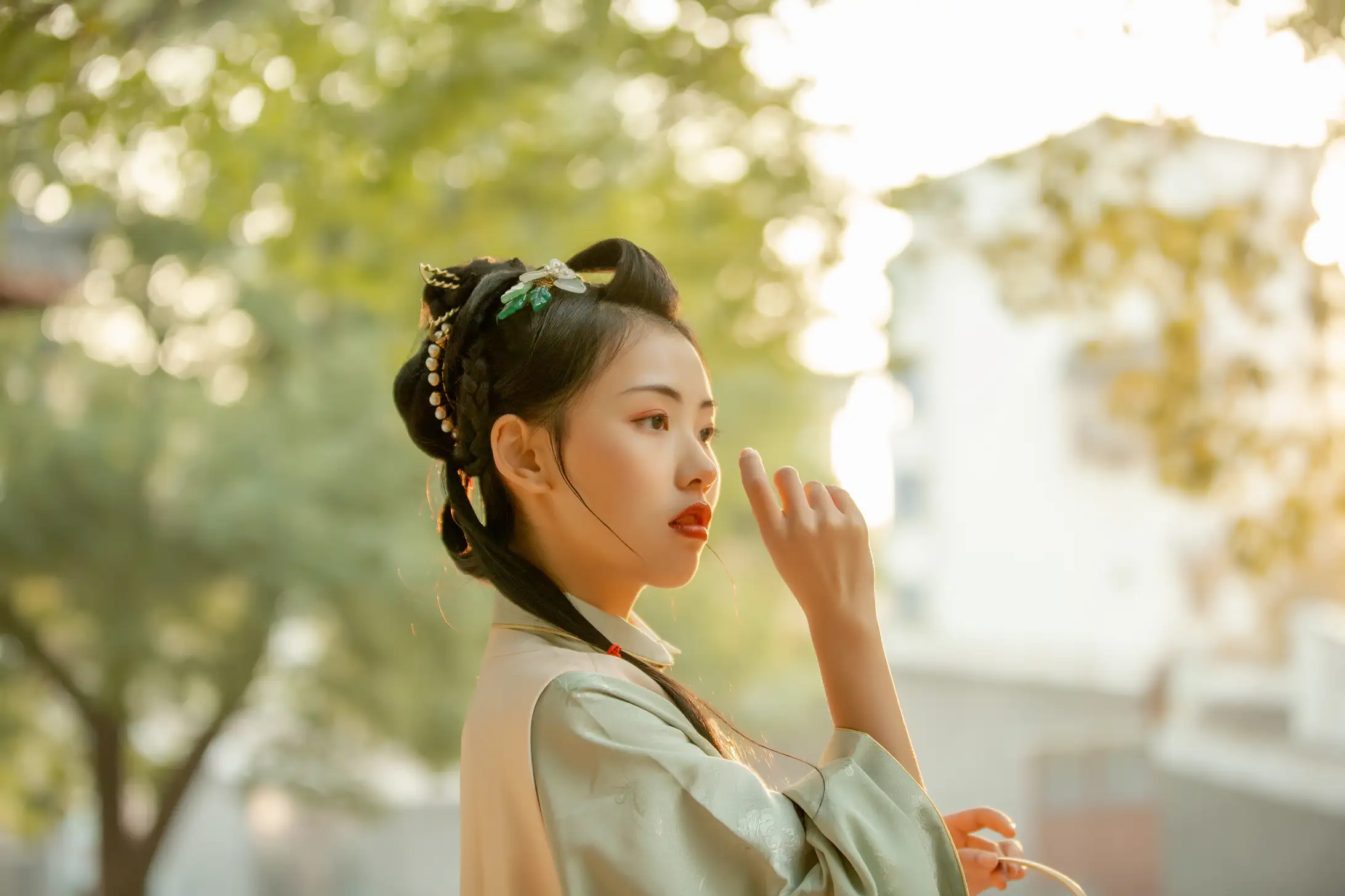 2022.08.28 Vol.1808 – 春雨杏花急急落 6