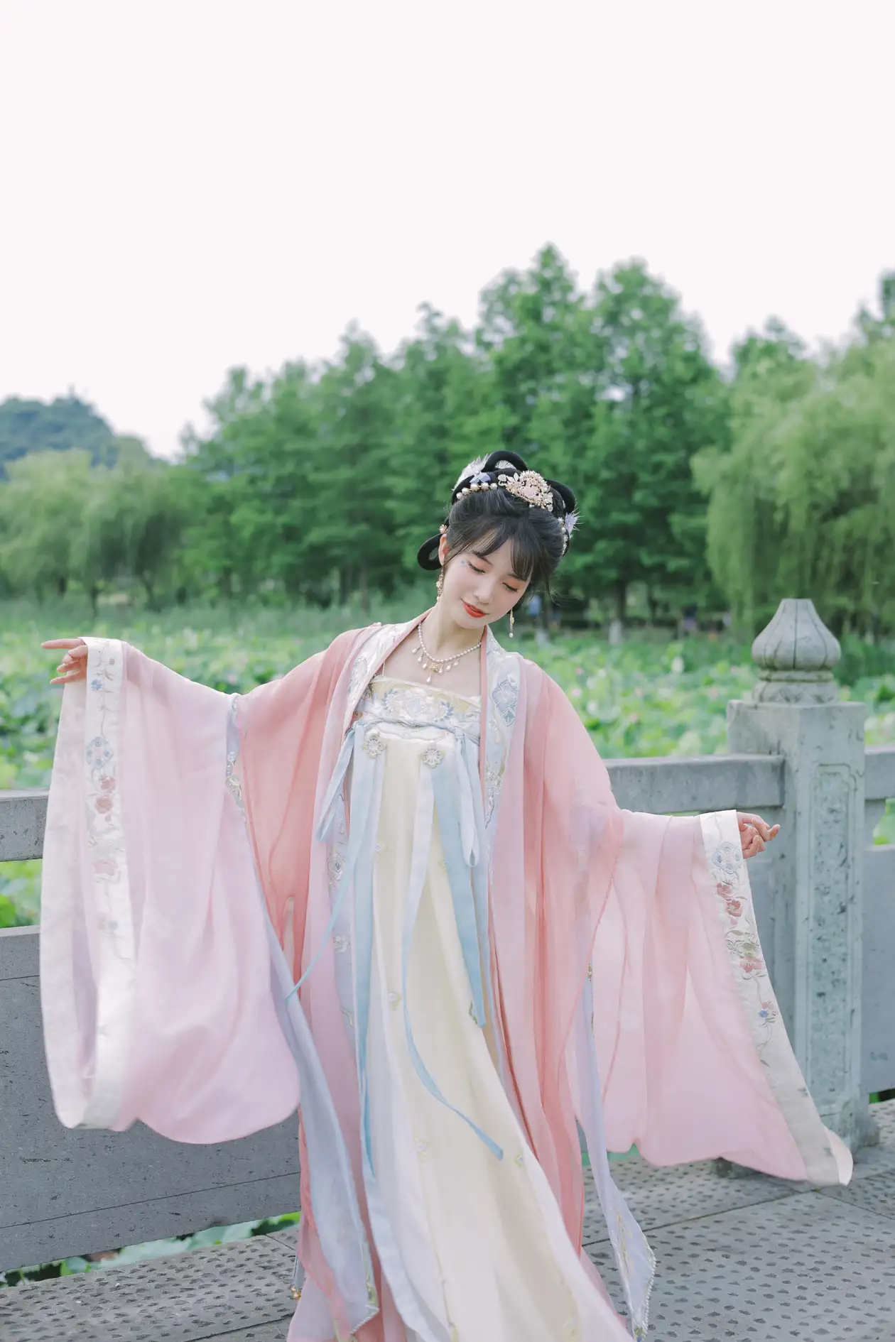 2022.07.28 Vol.1560 – 粉色娇嫩 13