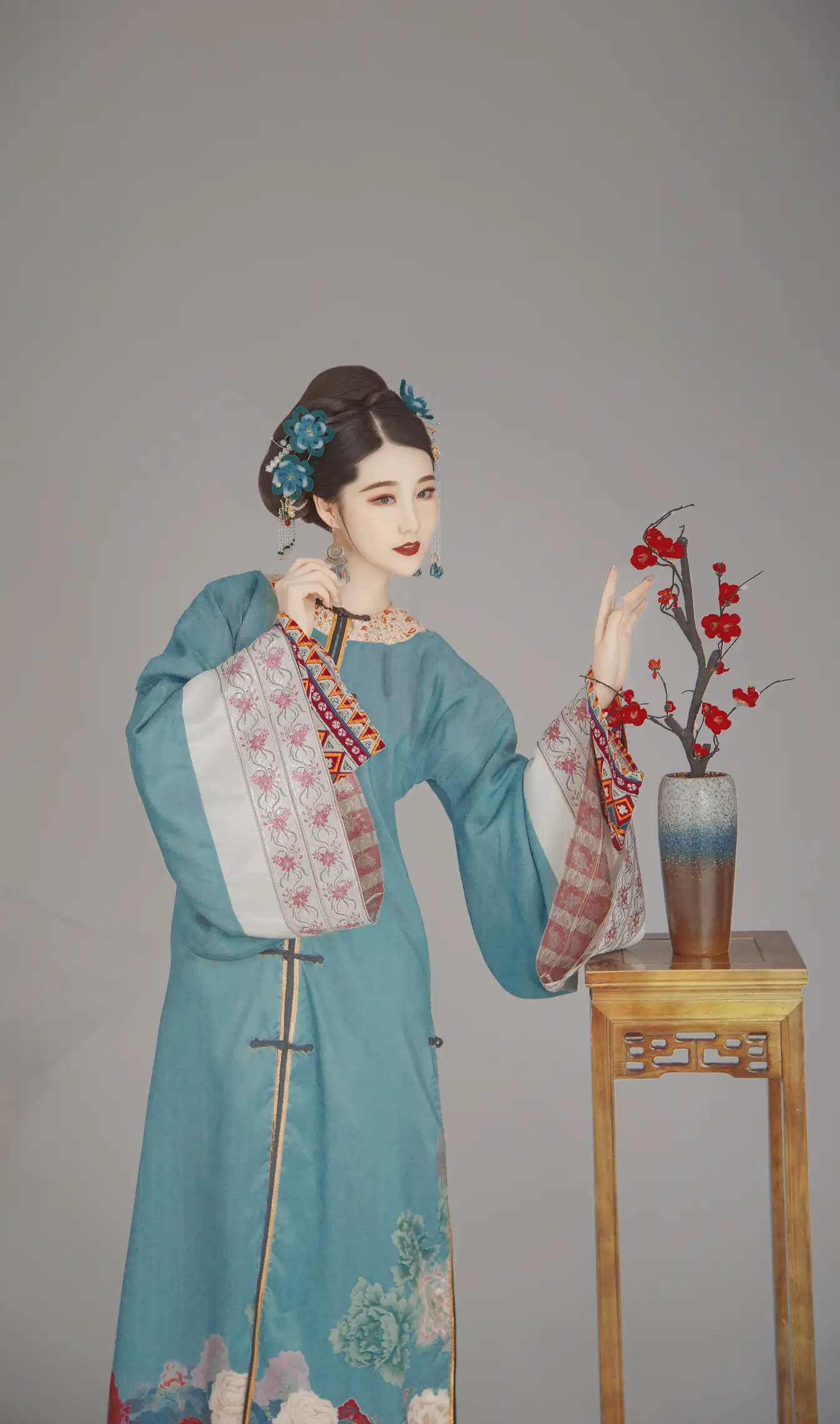 2022.01.21 Vol.691 – 云鬓翠 11