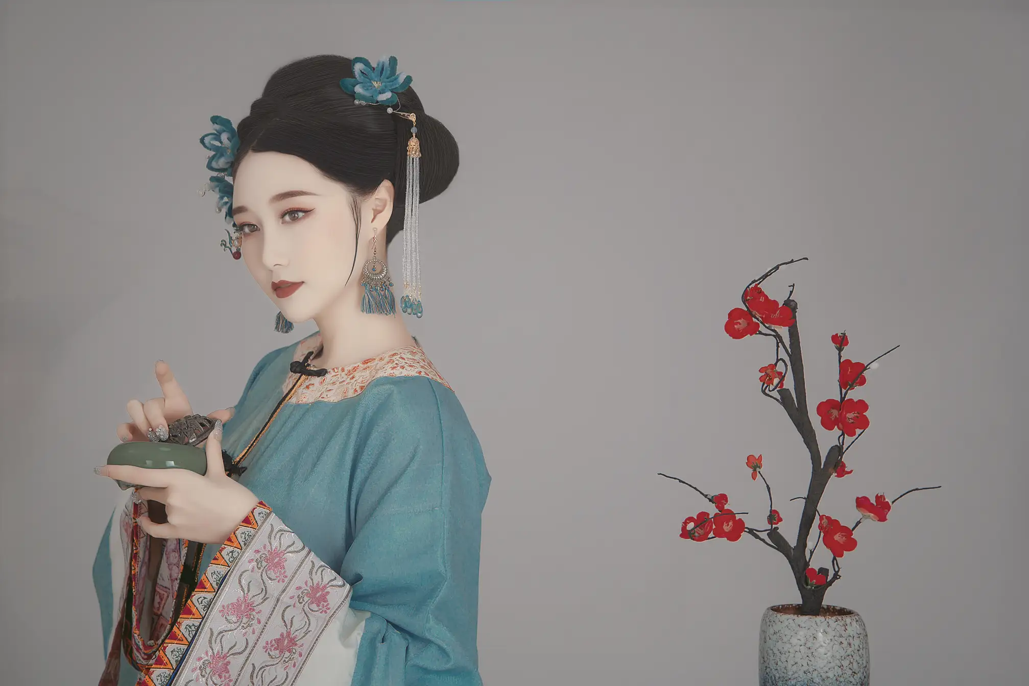 2022.01.21 Vol.691 – 云鬓翠 13