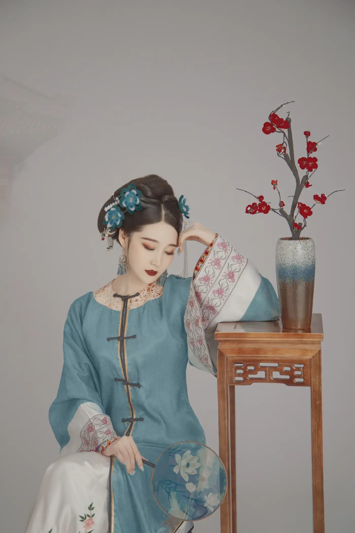 2022.01.21 Vol.691 – 云鬓翠 16