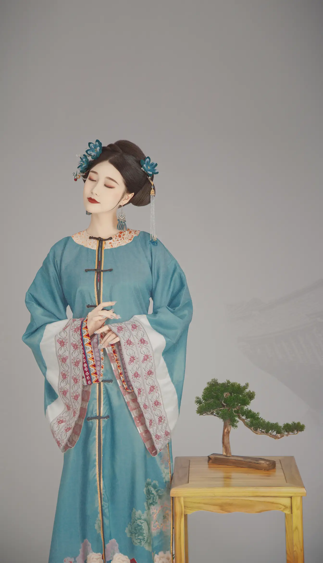 2022.01.21 Vol.691 – 云鬓翠 22
