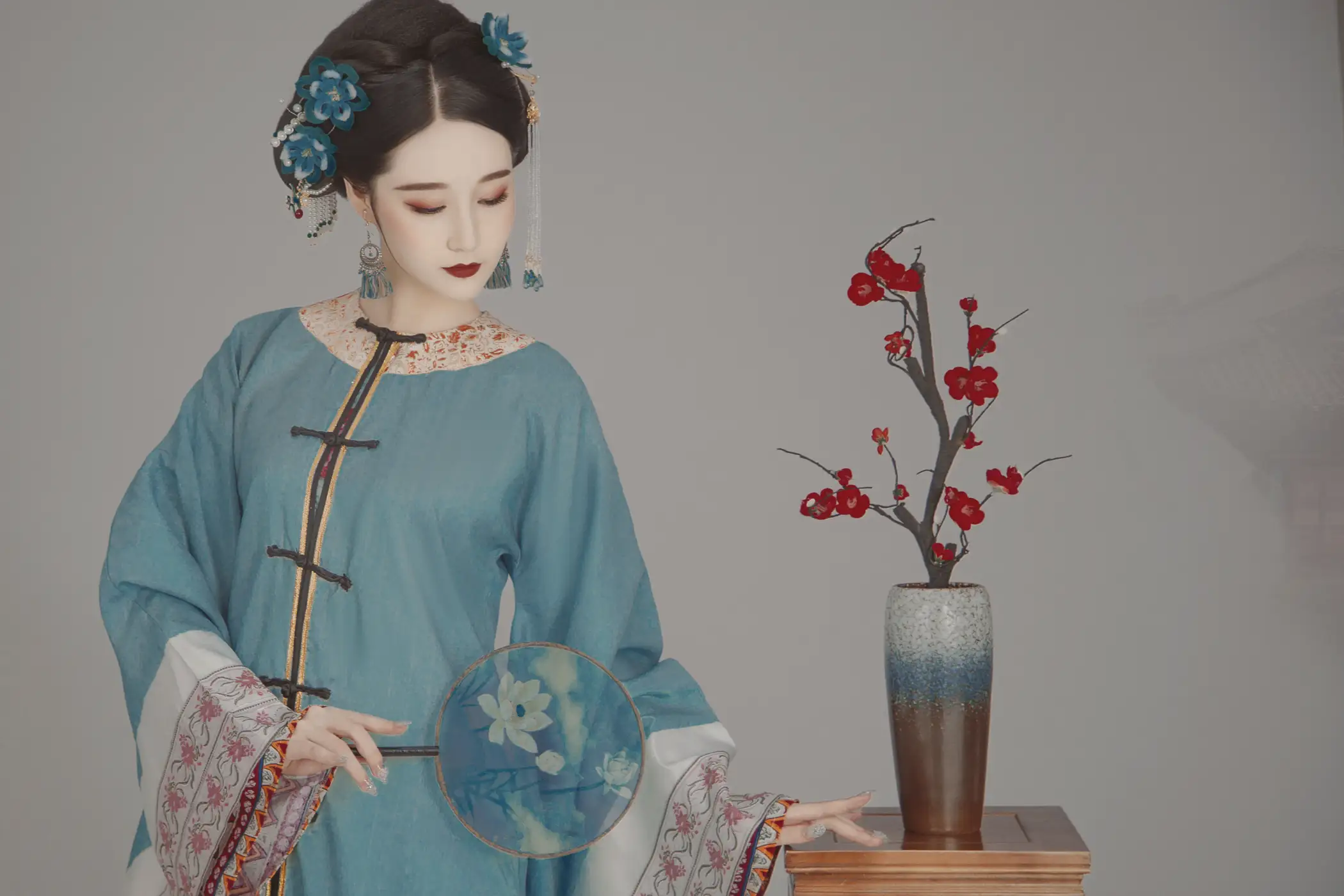 2022.01.21 Vol.691 – 云鬓翠 4