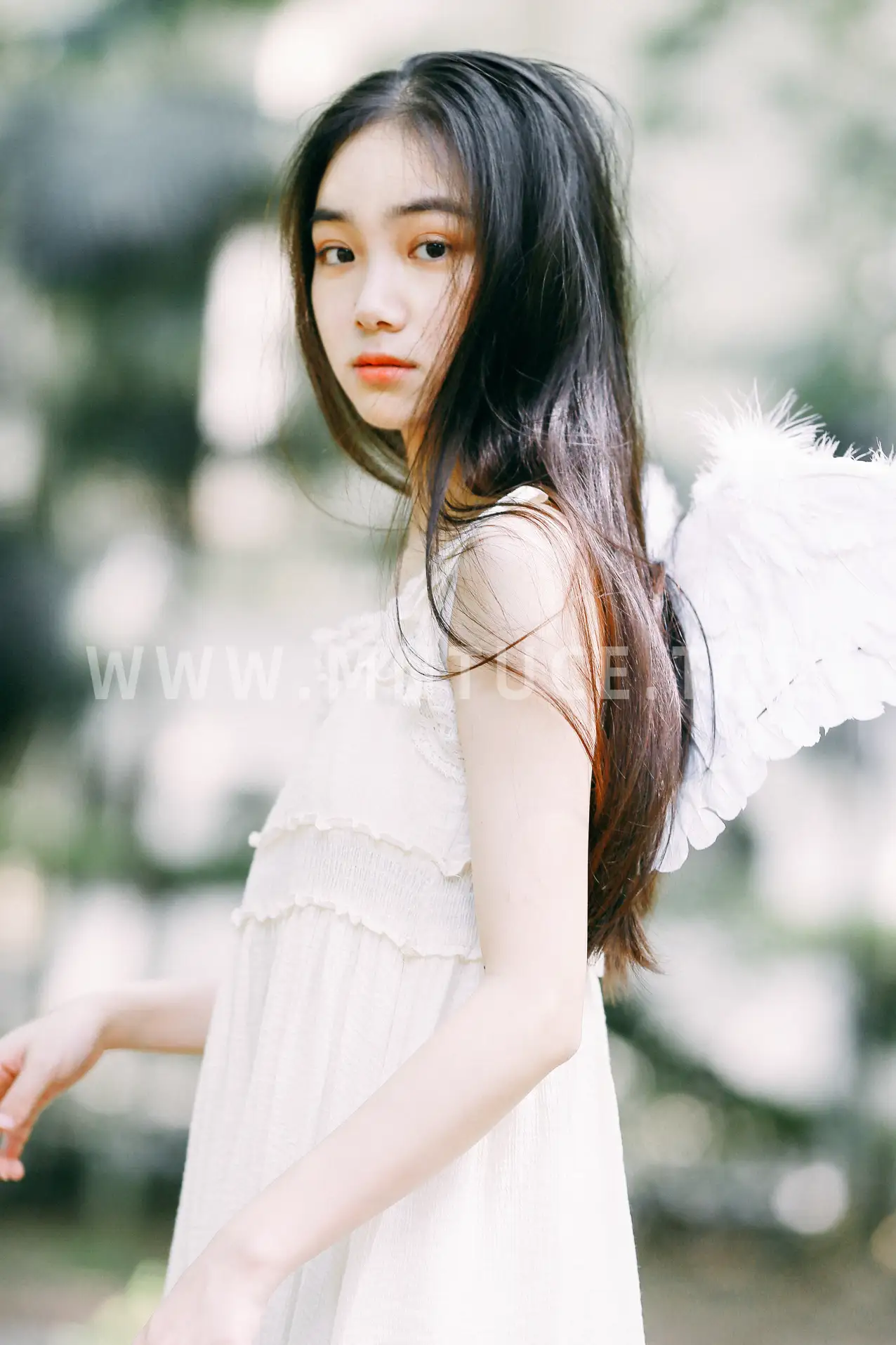 2022.01.08 Vol.609 – 挥着翅膀的女孩 20