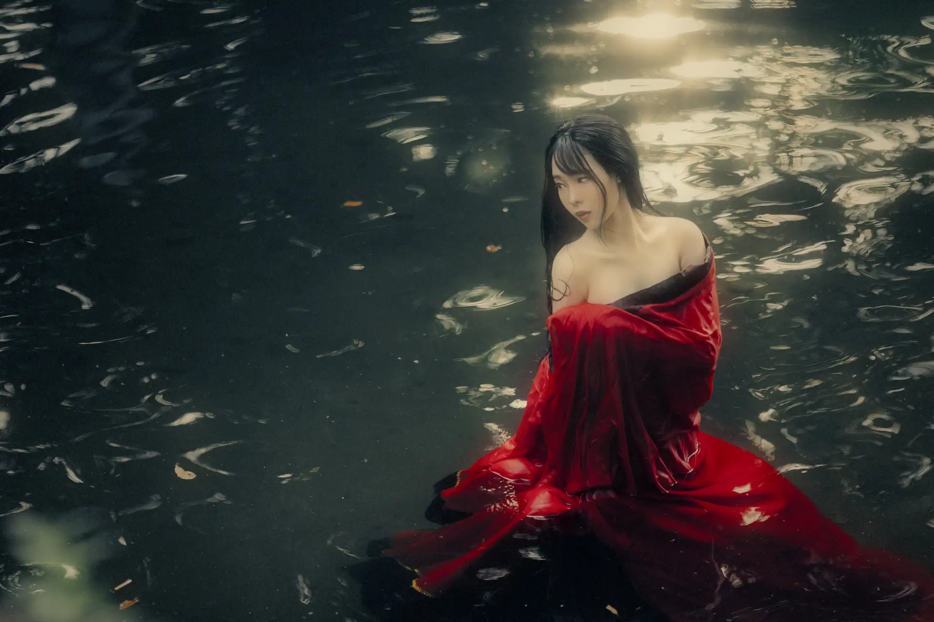 2021.12.31 Vol.555 – 白水素女 26