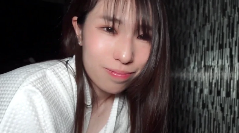 [国产片] FC2 PPV 4916267【无码】 ※オホ声【純白美女】くすみ1つない超美肌田舎教師の完全メス堕ち。濁音喘ぎで*宮が震え着床を懇願し2度生中出し。。 口交,内射中出,后入,舔穴,性玩具