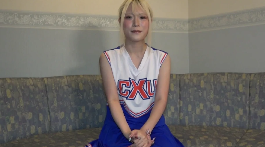 [无码流出] FC2 PPV 4740958【无码】「五発出すまで帰らせません！」驚異の性欲美女にタジタジ…、劇エロフェラと凄いグラインド騎乗⤴ノリノリで連続抜き⤴チアコス似合い過ぎ！　果たして結末は…、※特典高画質 啦啦队员,内射中出,口交,后入