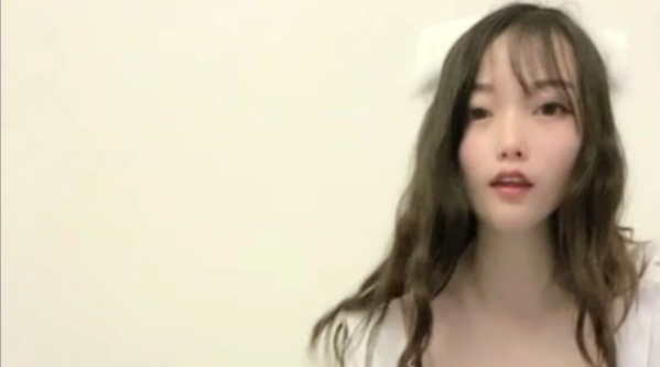 [国产片] 清纯女仆JK萝莉-是小樱子呀】跳蛋自慰大秀超粉嫩小穴-v1 性玩具,自慰,自拍,JK,萝莉