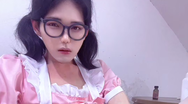 [人妖伪娘] 【伪娘】推特伪娘四季和子粉色女仆白丝自慰 丝袜,肛交,性玩具,自慰,女仆,伪娘,TS人妖