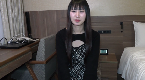 [国产片] FC2 PPV 4838166【无码】清楚系黒髪美女！ウルウルのお目目でずっと上目使いのフェラが可愛過ぎ！前髪パッツン！こんなに可愛いのに少し変態にゴックン　中だし　※特典高画質 口交,后入,骑乘,性玩具